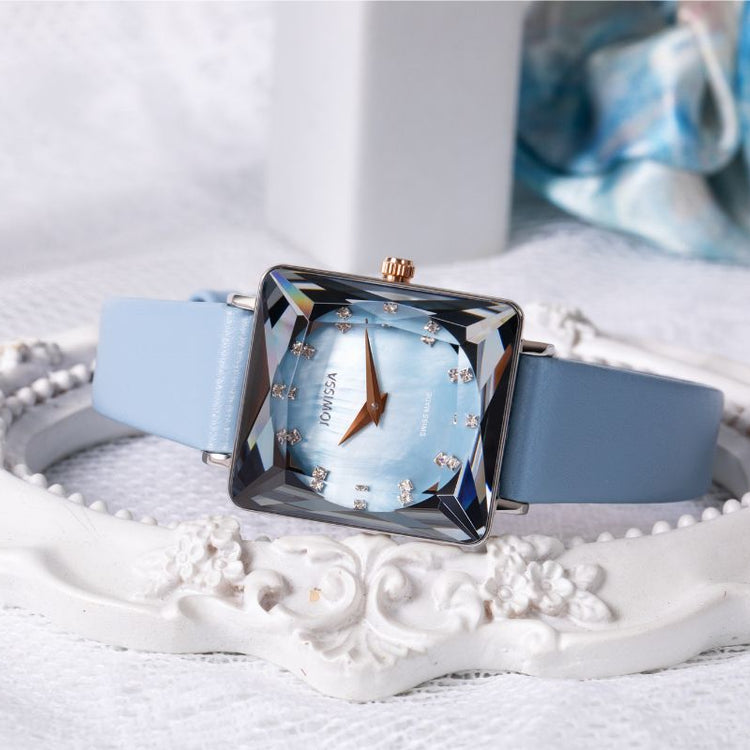 Why Blue Dial Watches for Ladies Are the Favourite Accessory in 2025?
