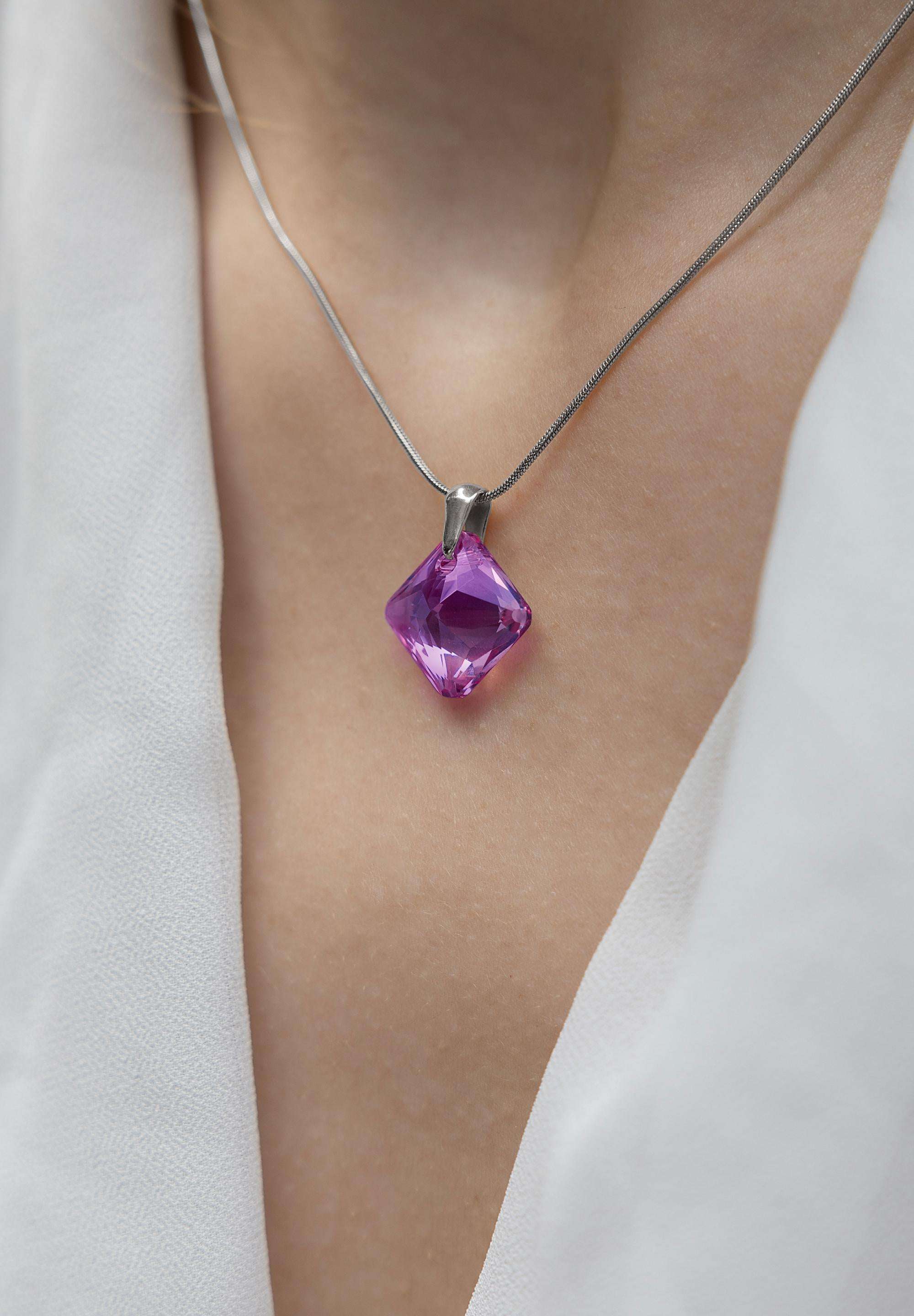 Facet Princess Pendant Necklace JS.0032 - Jowissa