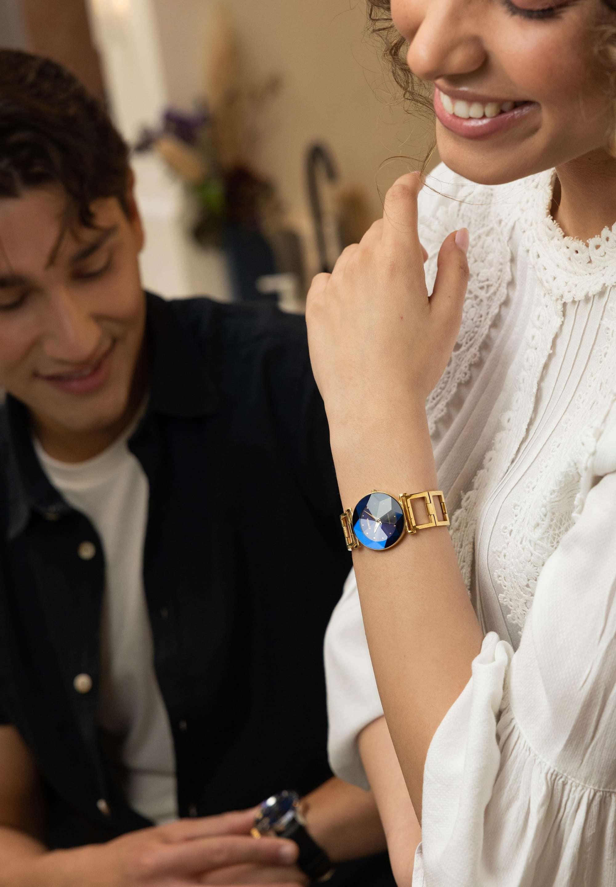 The special Jowissa facet swiss made ladies watch with the blue dial and a special cut combined to a new fashion gold strip.