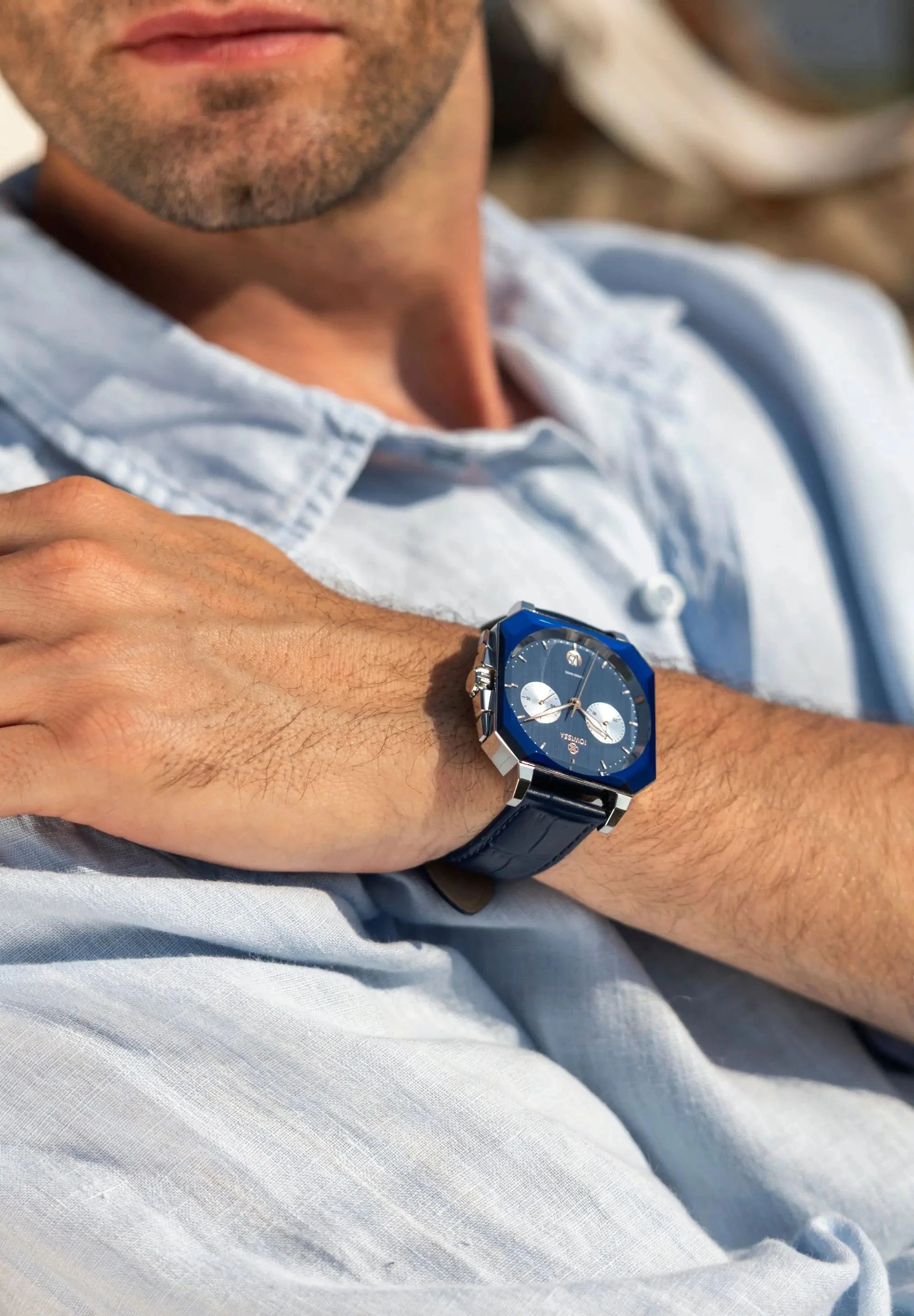 This blue Chronograph is stylish and functional. With it's 40mm diameter and comfy leather strap suits this timepiece every wrist. All Swiss Made