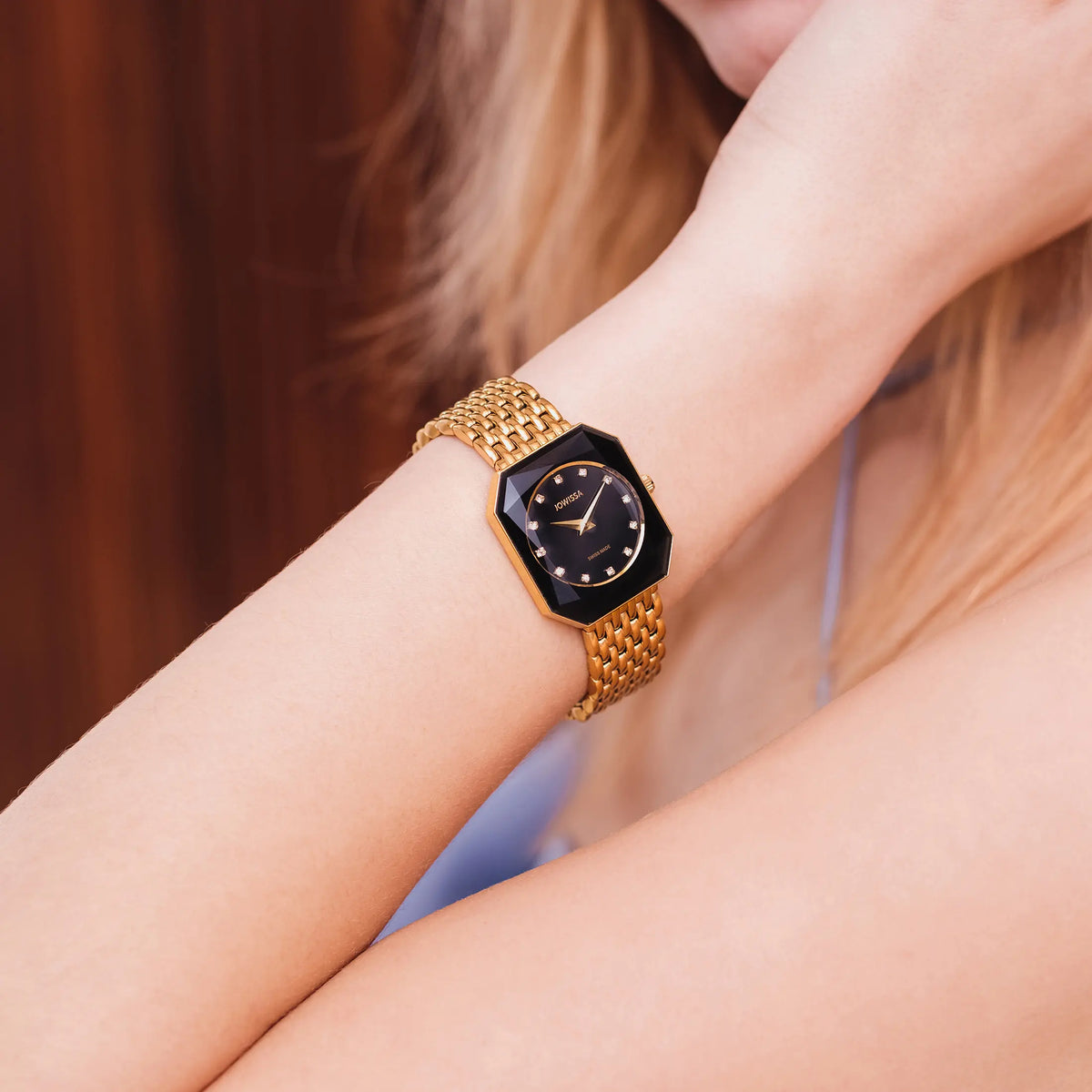 Facet Radiant Swiss Ladies Watch J8.078.M