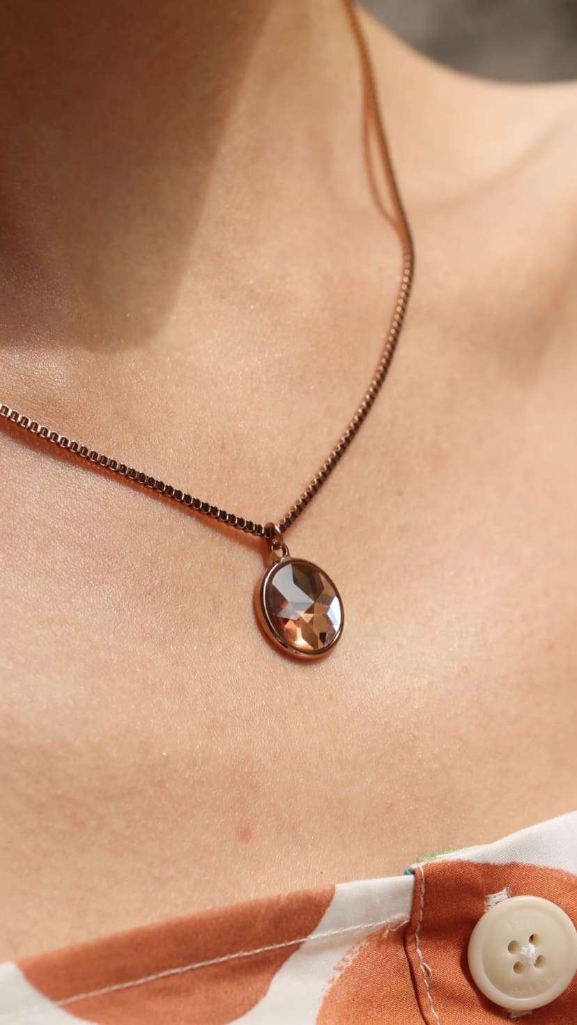 Colored stones Jowissa Jewelry necklace fits with every fashion Jowissa swiss made watch.