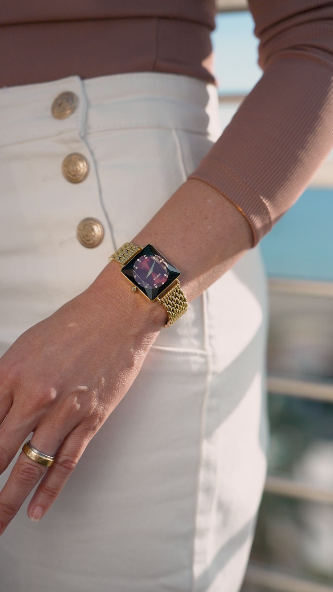 Facet Princess Bordeaux Dial Square Watch for Women withGolden