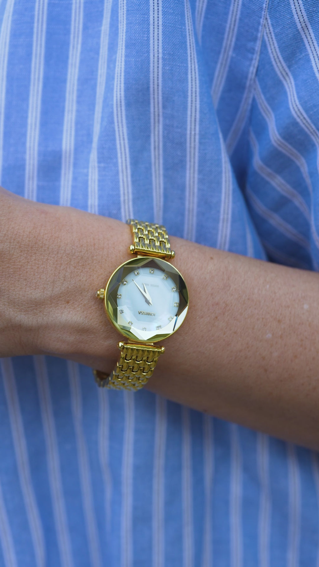 Crystal Radiance Swiss Womens Watch J5.864.S