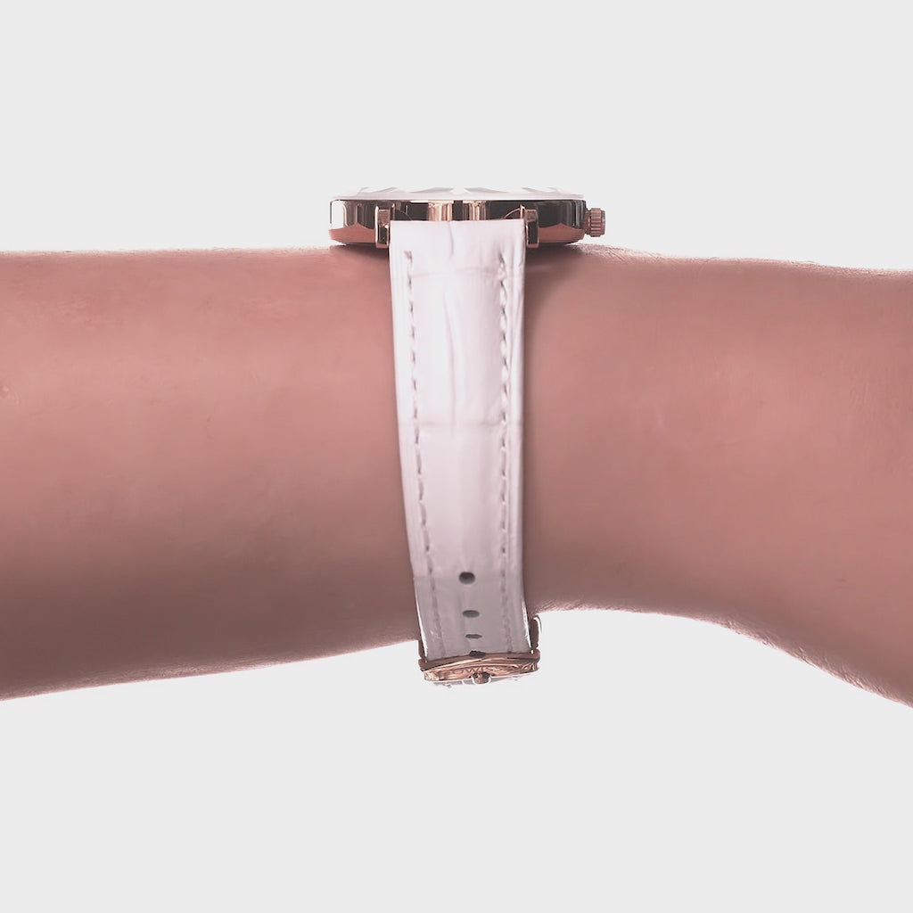 Aura Montre Femme Suisse J5.639.M