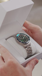 Seamon 300 Montre de plongée suisse J10.078.L