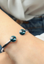 Load image into Gallery viewer, Facet Pyramid Bracelet JS.0069.L
