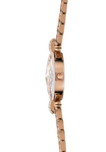 Load image into Gallery viewer, Facet Strass Swiss Ladies Watch J5.635.S
